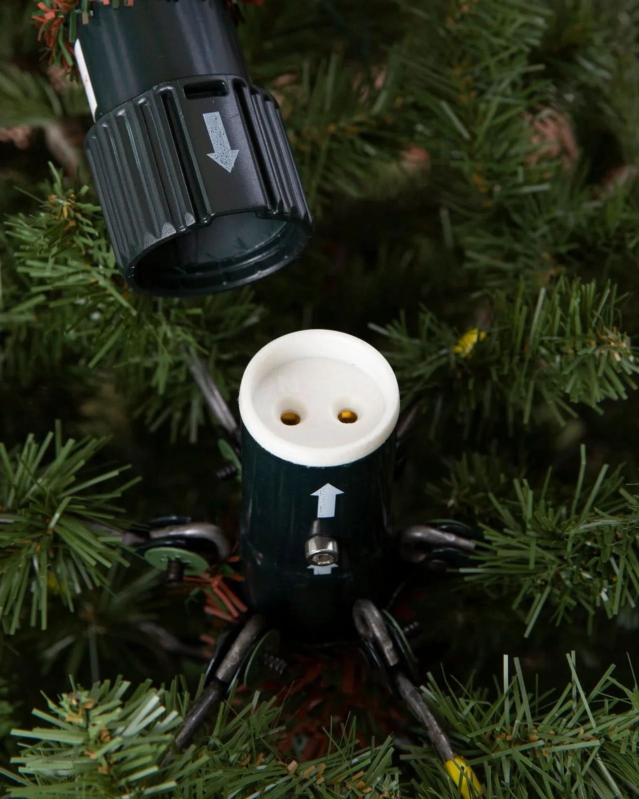 Árvore de Natal Fraser Fir com Galhos Articulados, Suporte Metálico e Micro LEDs Coloridos Embutidos - Imagem 4